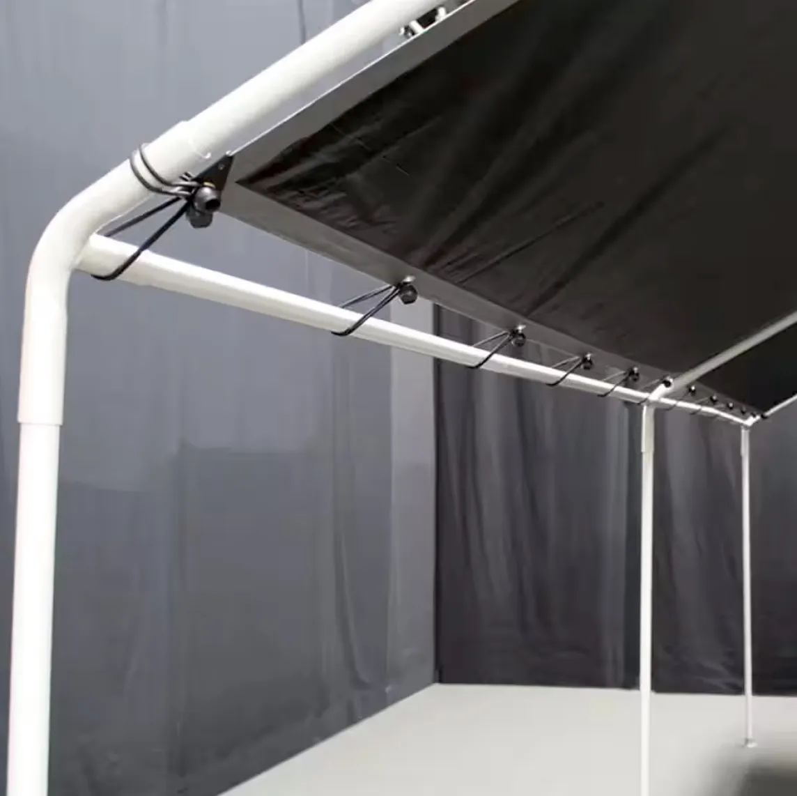 Ball Snugger Attached to Tarp